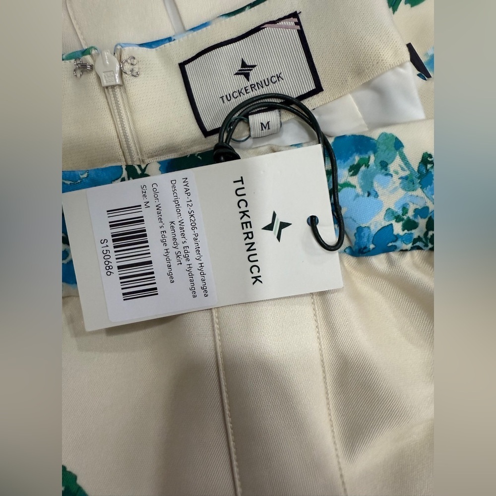 Tuckernuck Kennedy Midi Skirt M Hydrangea Floral Water’s Edge NWT - Picture 5 of 9